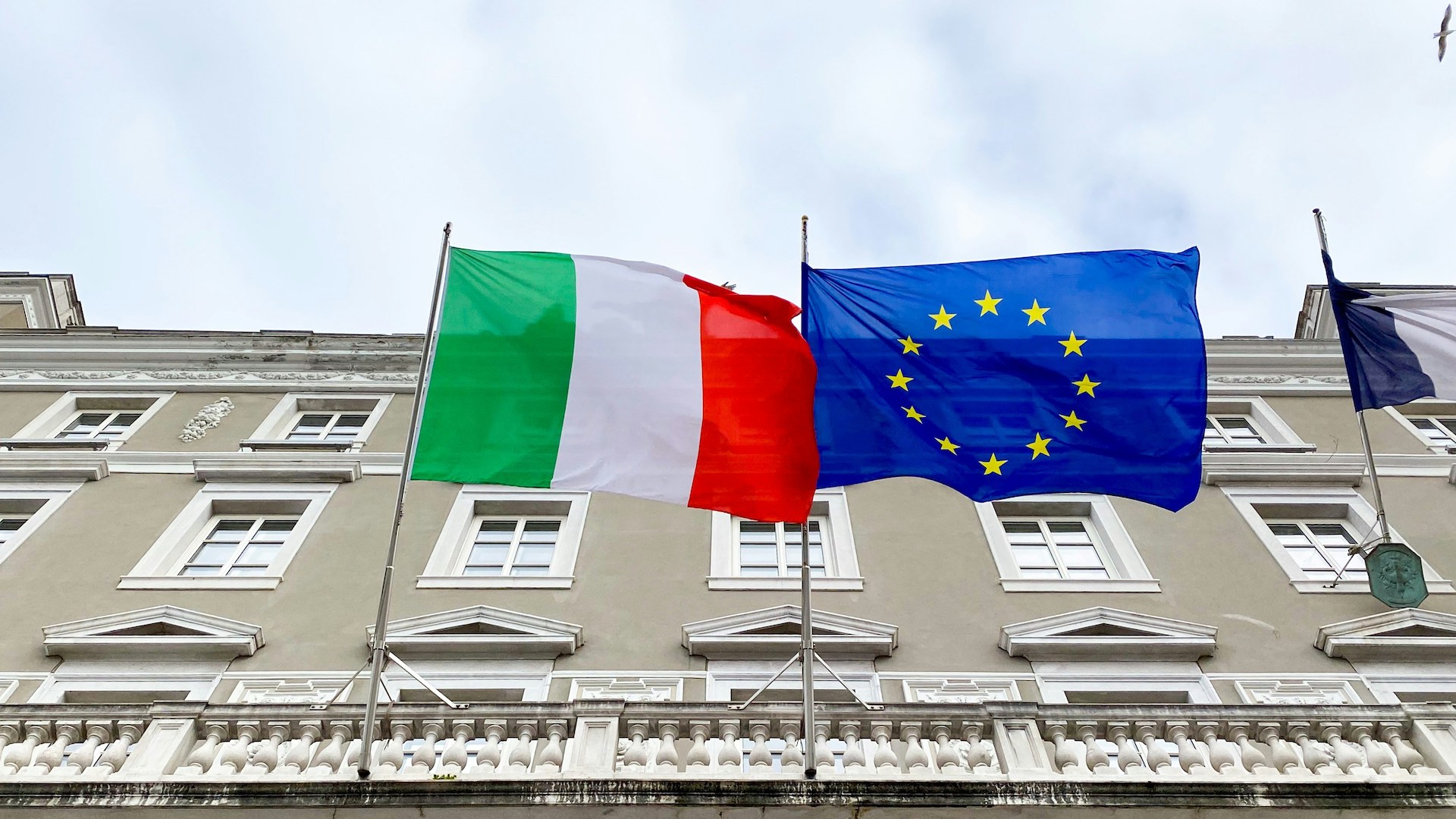 Stop alla consultazione pubblica sul PNIEC, il parere delle associazioni
