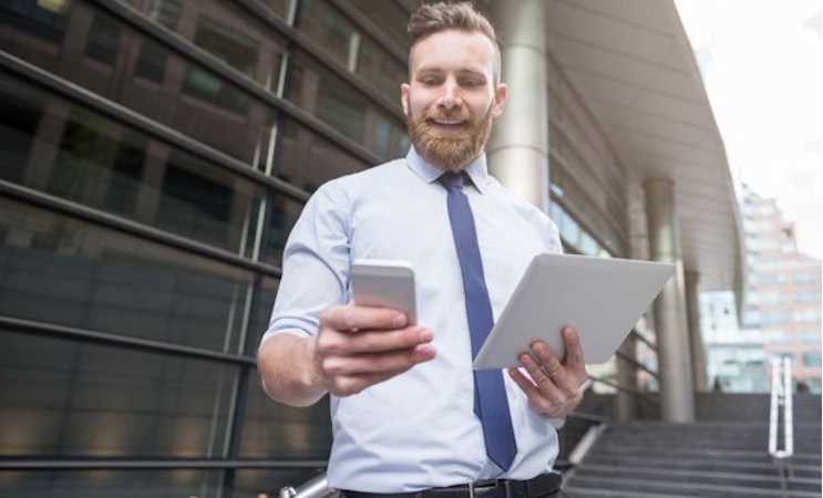 FUNZIONARIO COMMERCIALE PER SOLUZIONI DIGITALI